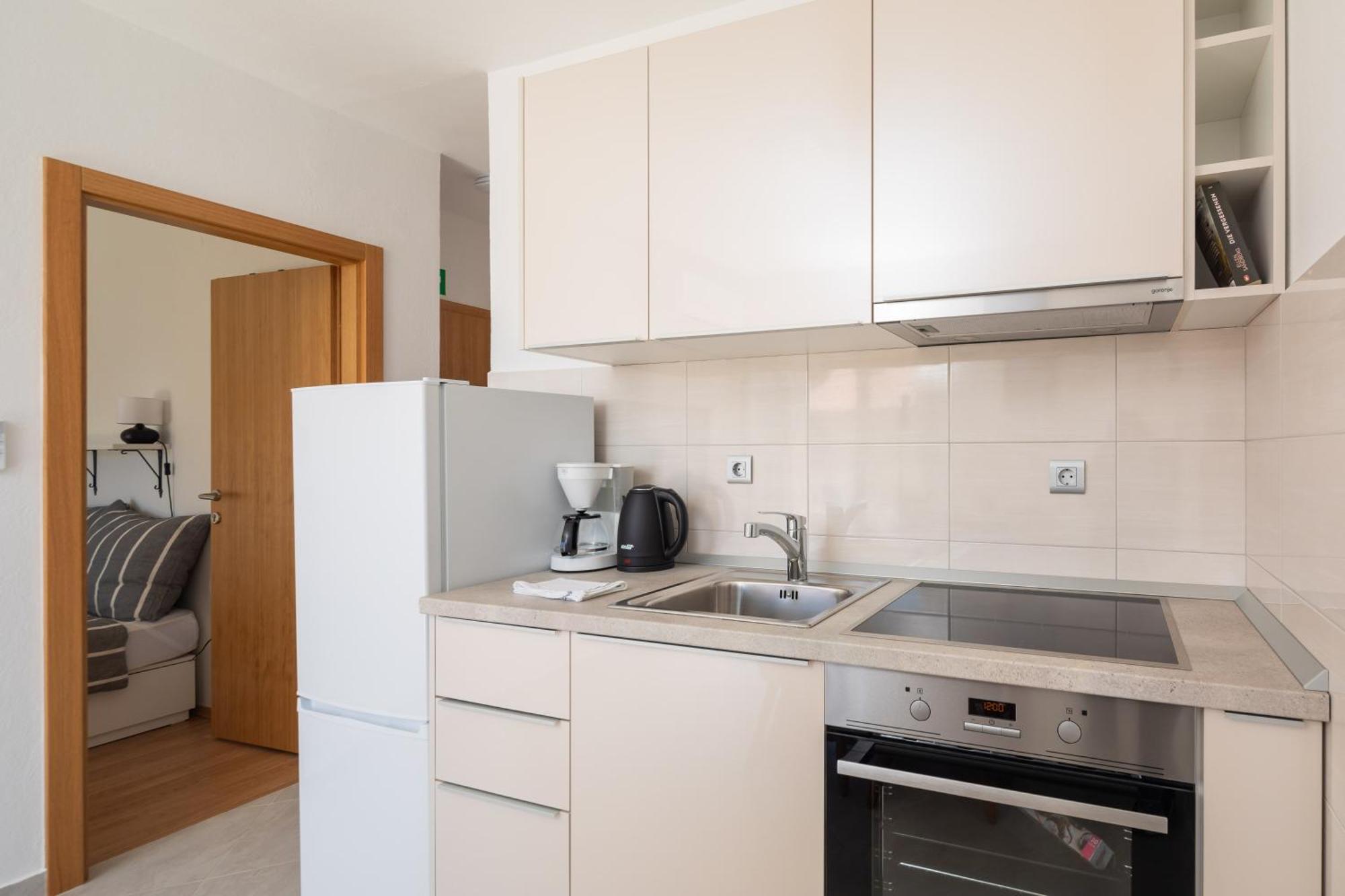 Sunshine Suites Omiš Kültér fotó