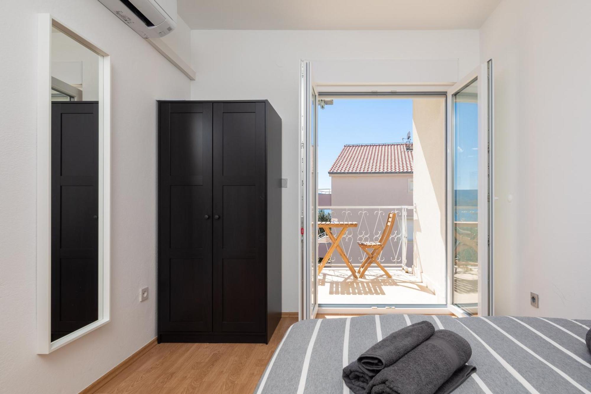 Sunshine Suites Omiš Kültér fotó