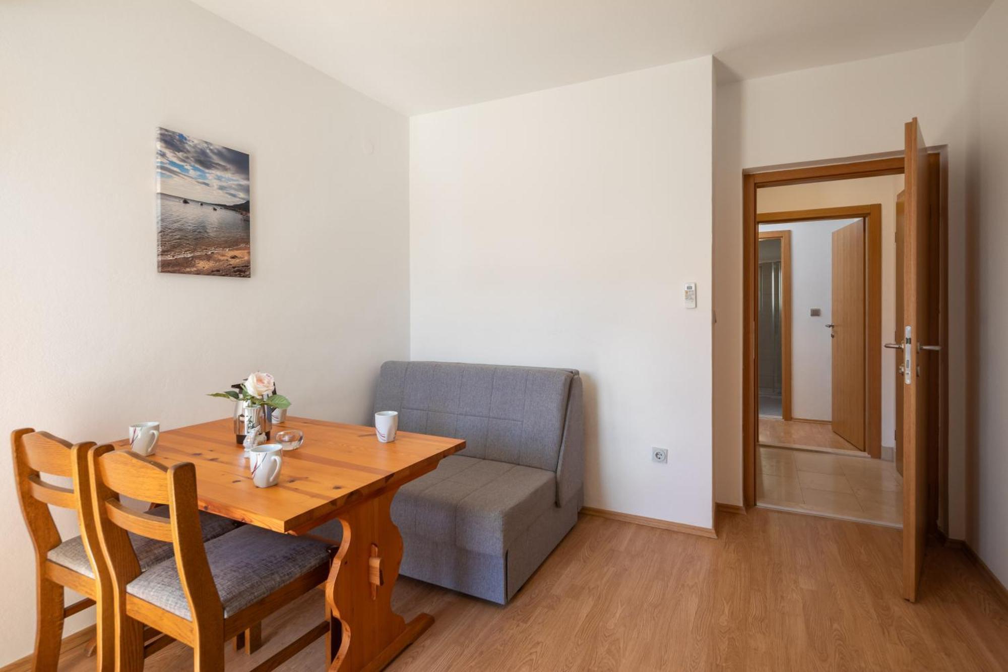 Sunshine Suites Omiš Kültér fotó