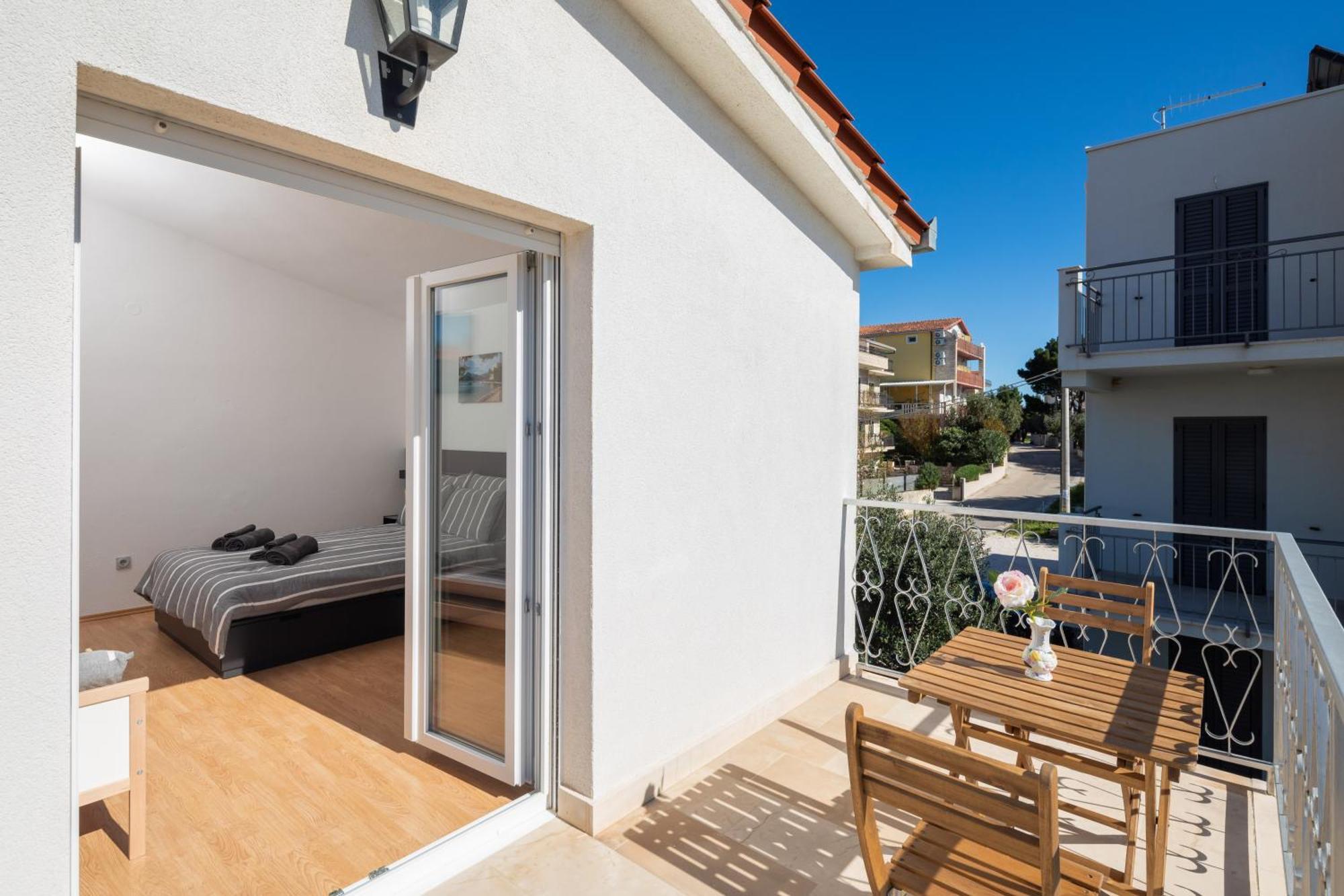 Sunshine Suites Omiš Kültér fotó