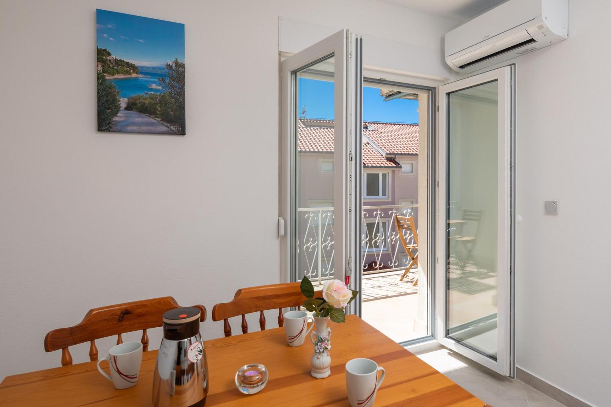 Sunshine Suites Omiš Kültér fotó
