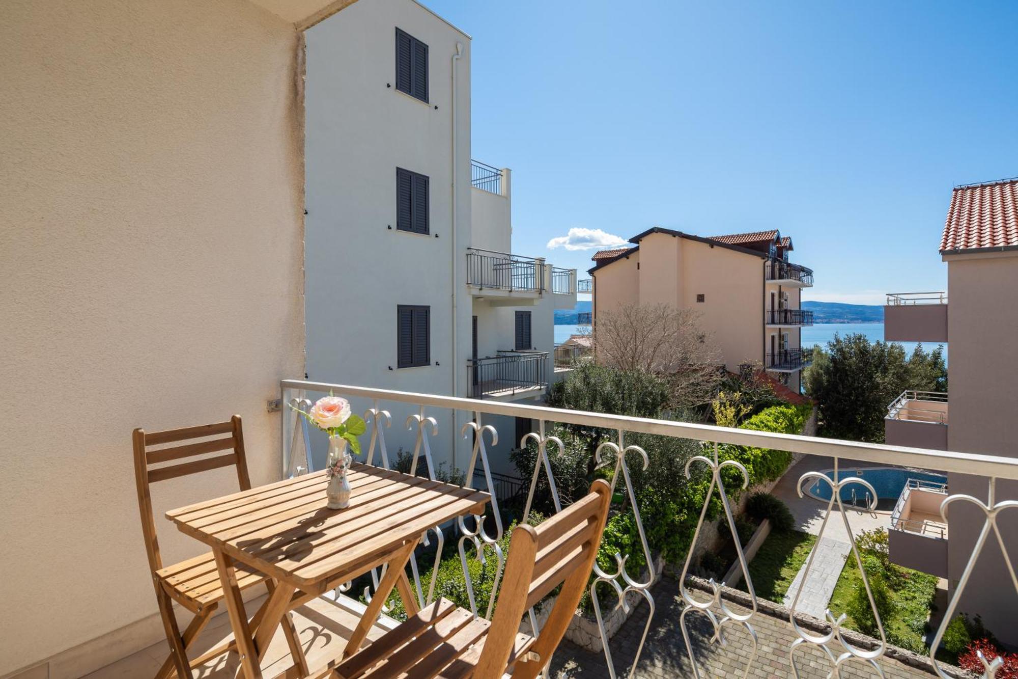 Sunshine Suites Omiš Kültér fotó