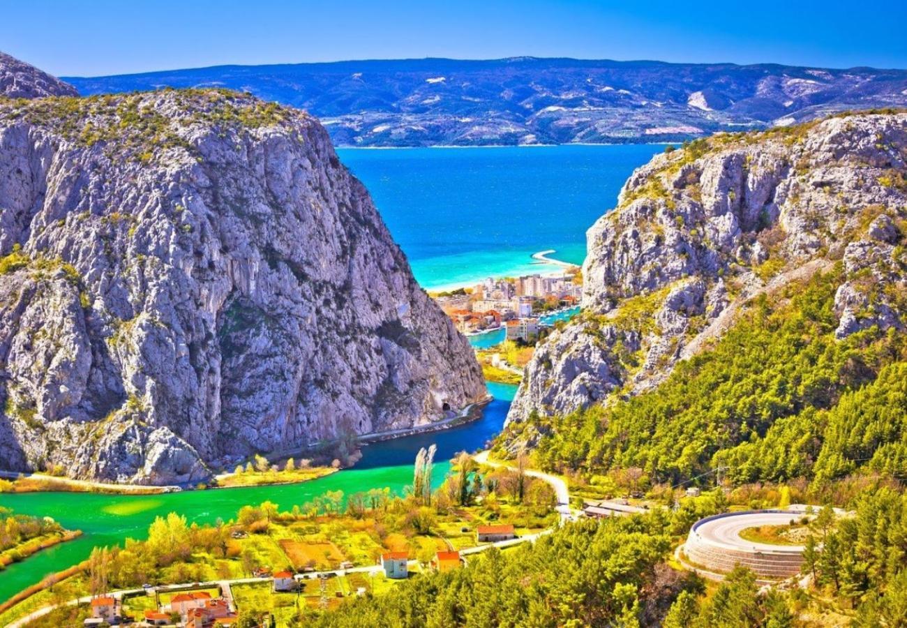Sunshine Suites Omiš Kültér fotó
